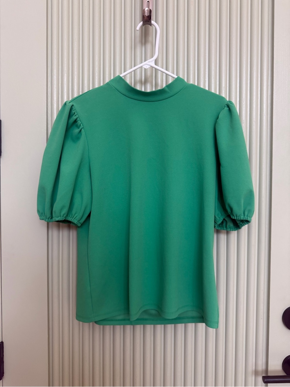 Ann Taylor Factory Emerald Green Puff Sleeve Blouse